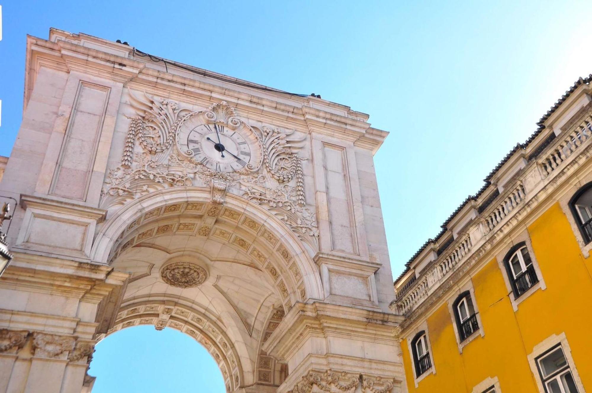 Cozy Room With Privative Bathroom On Rua Augusta Lisbon Exterior photo